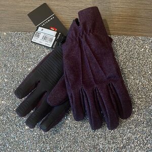 City Keeper Gloves tech fleece Lululemon in S/M mens NWT